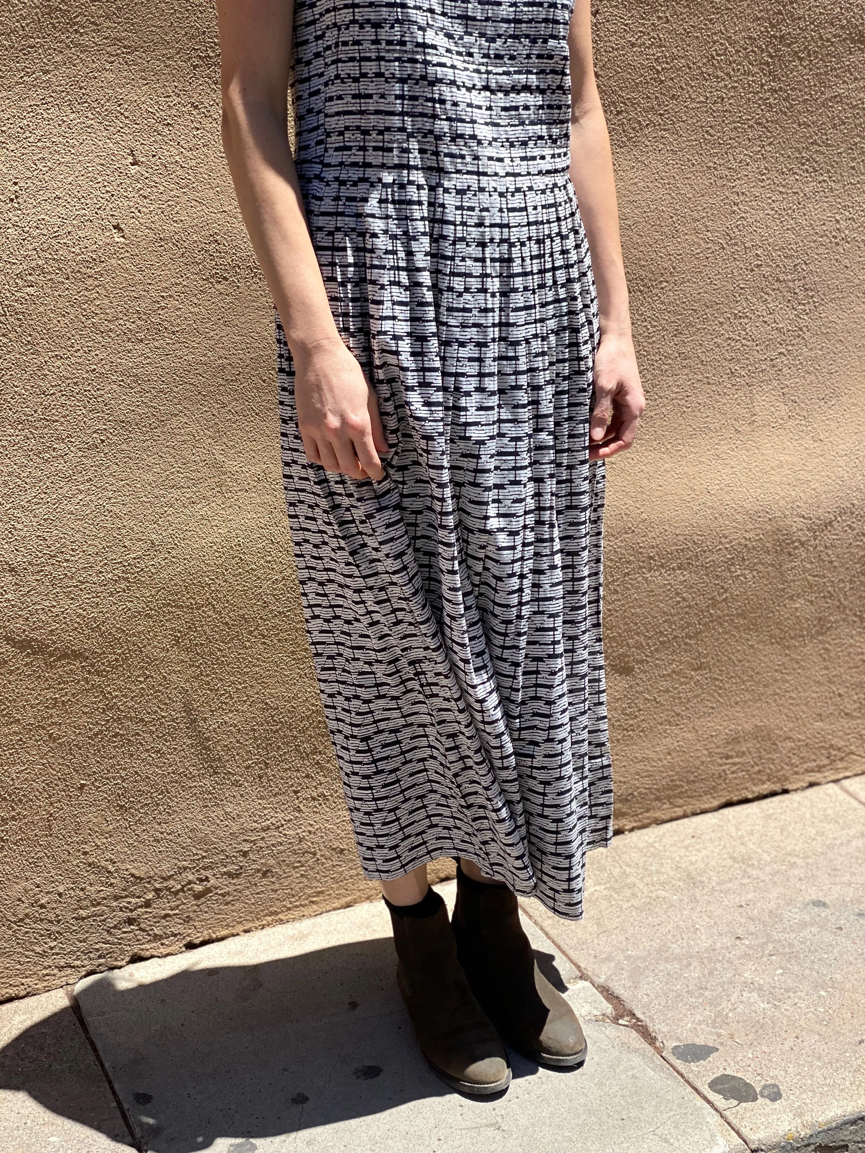 Nikki Sleeveless Dress