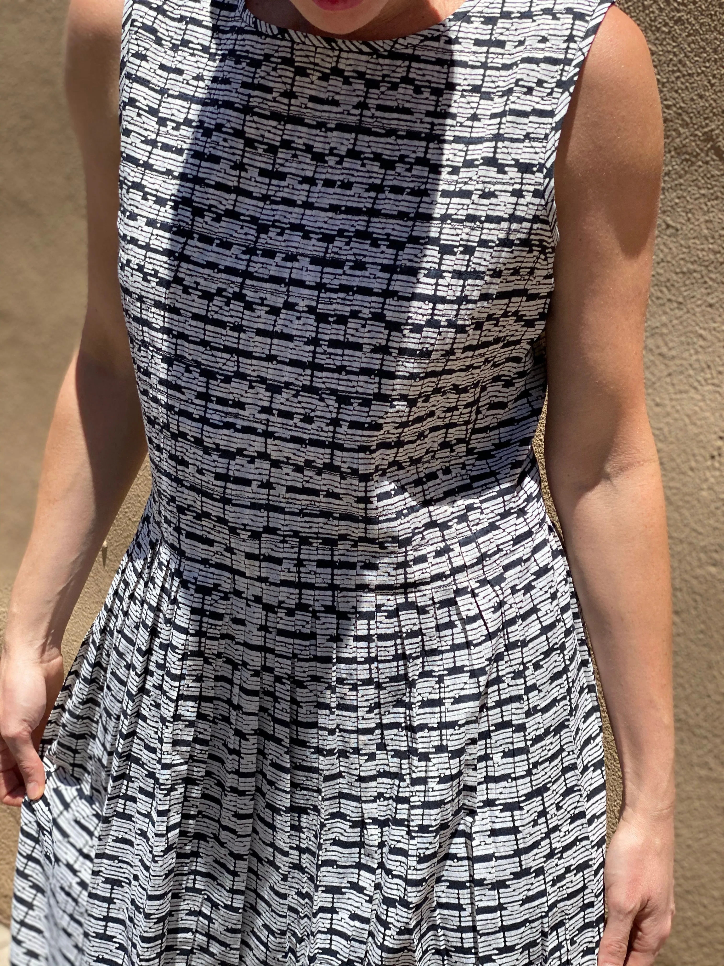 Nikki Sleeveless Dress