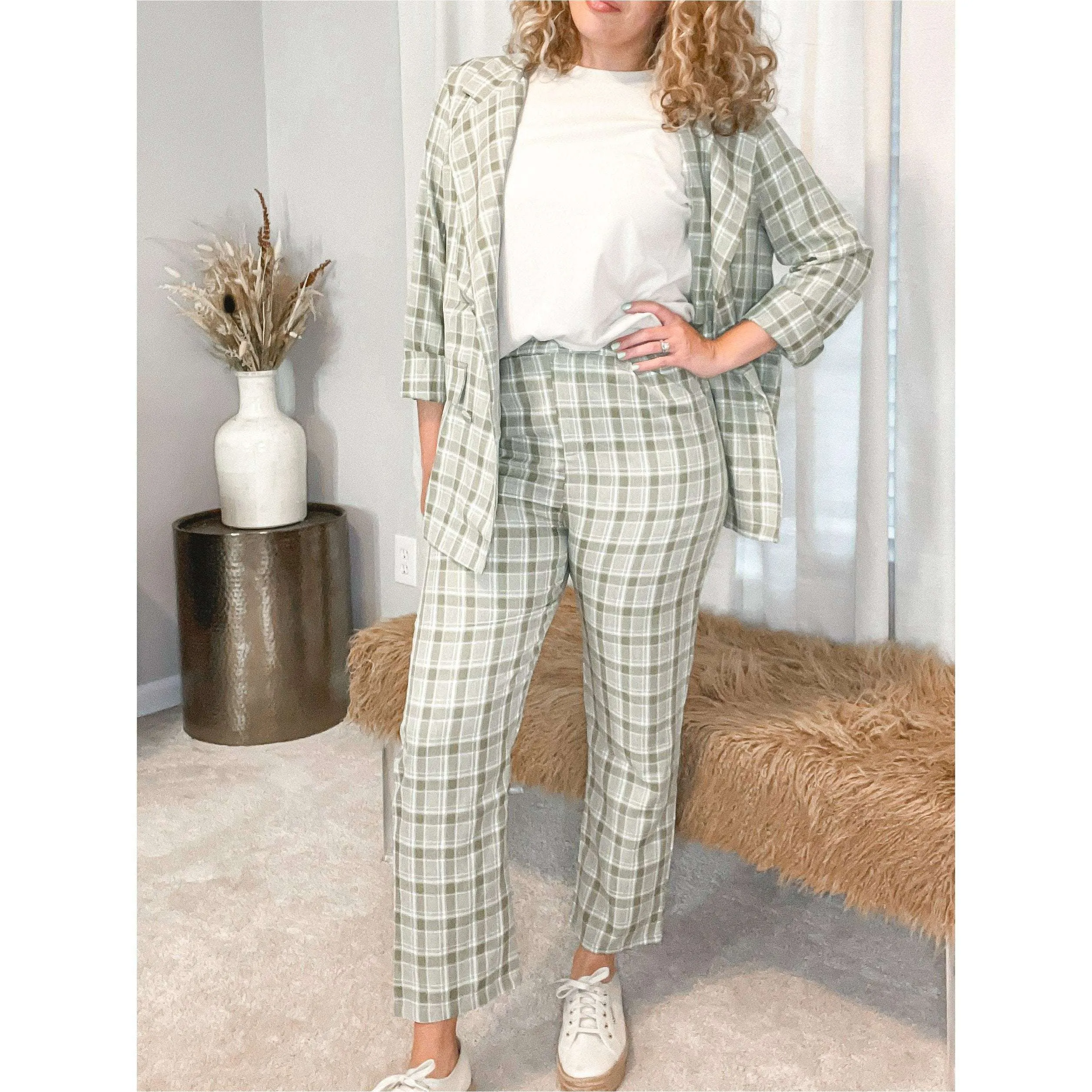 Nora Blazer (Light Olive)