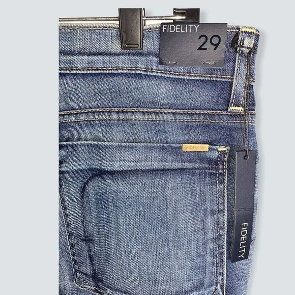 NWT Fidelity AXL Relaxed Skinny Jeans womens size 29 some stretch
