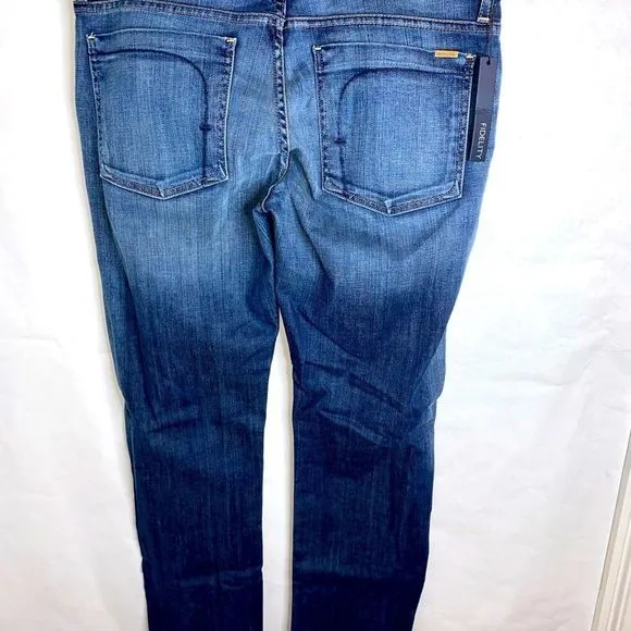 NWT Fidelity AXL Relaxed Skinny Jeans womens size 29 some stretch