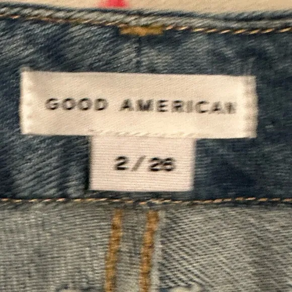 NWT GOOD AMERICAN GOOD CLASSIC SLIM STRAIGHT JEANS IN INDIGO334