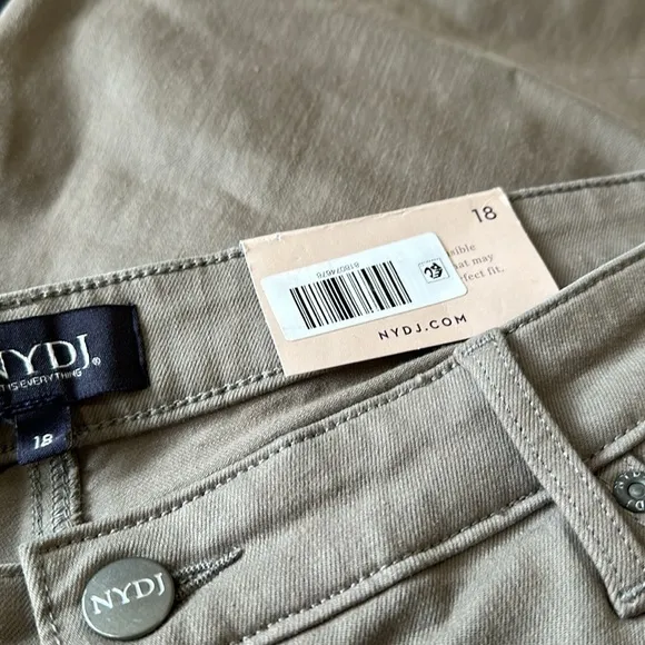 NWT NYDJ Sheri Slim Ankle Jeans COLOR: Saddlewood SZ-18