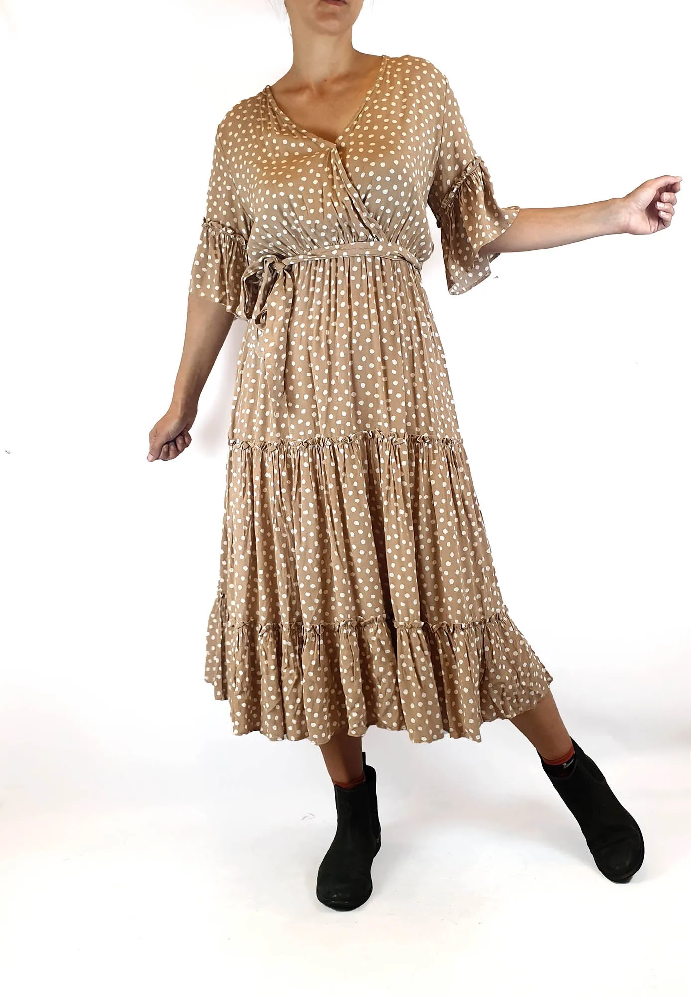 Petal   Pup beige and white print maxi dress size 6, best fits 6-8
