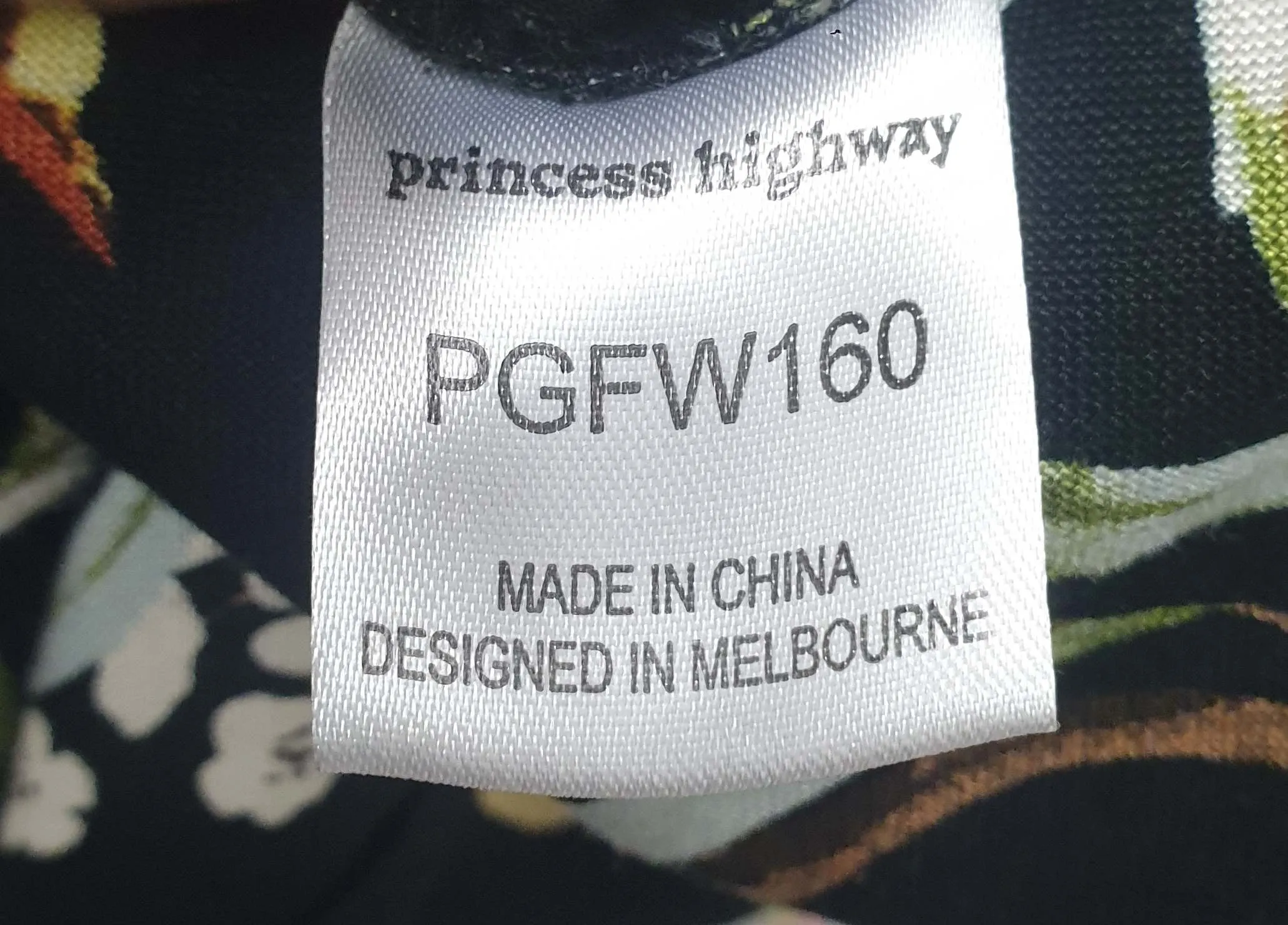 Princess Highway black floral print sleeveless jumpsuit size 20