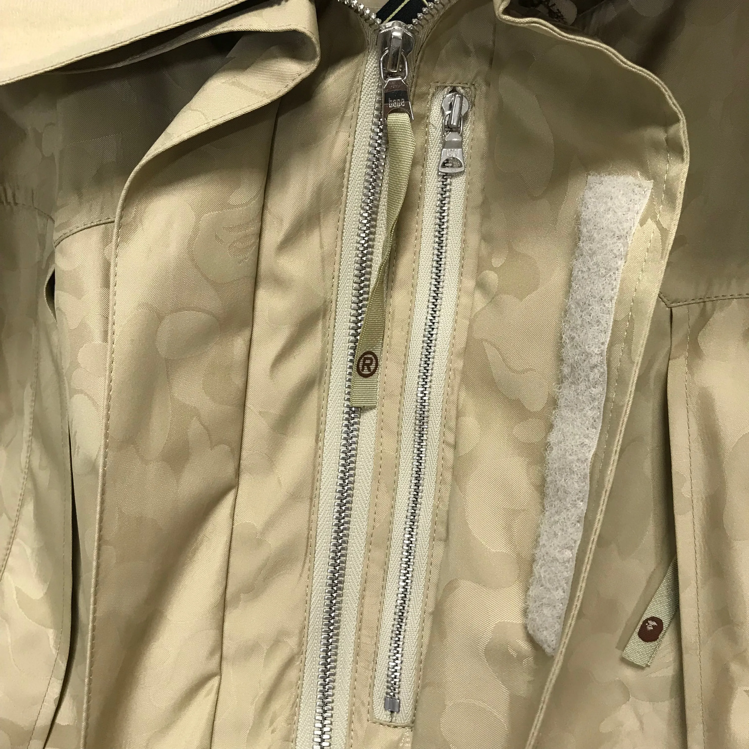 [S] A Bathing Ape Bape Gore Tex Jacquard Camo Snowboard Jacket Beige