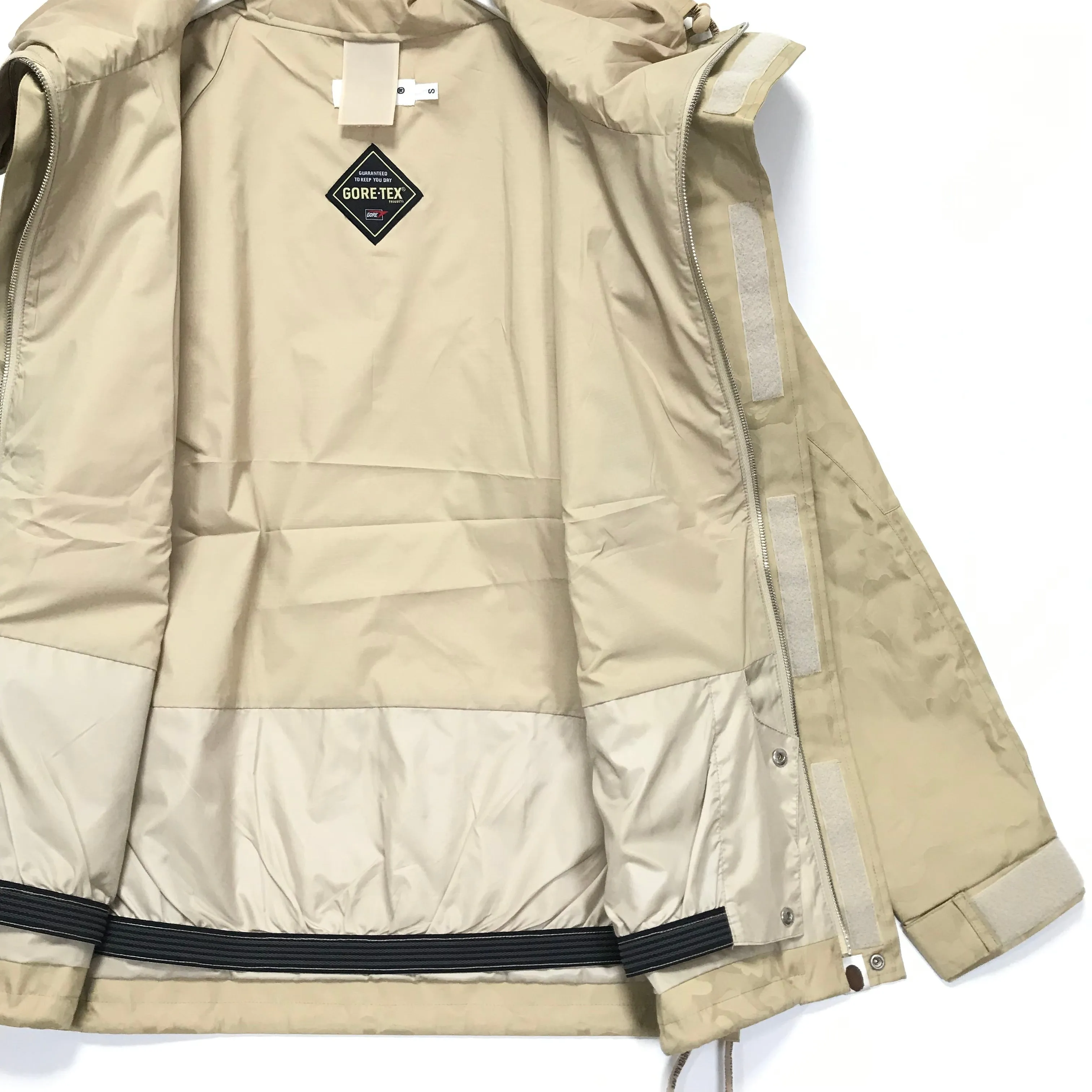 [S] A Bathing Ape Bape Gore Tex Jacquard Camo Snowboard Jacket Beige