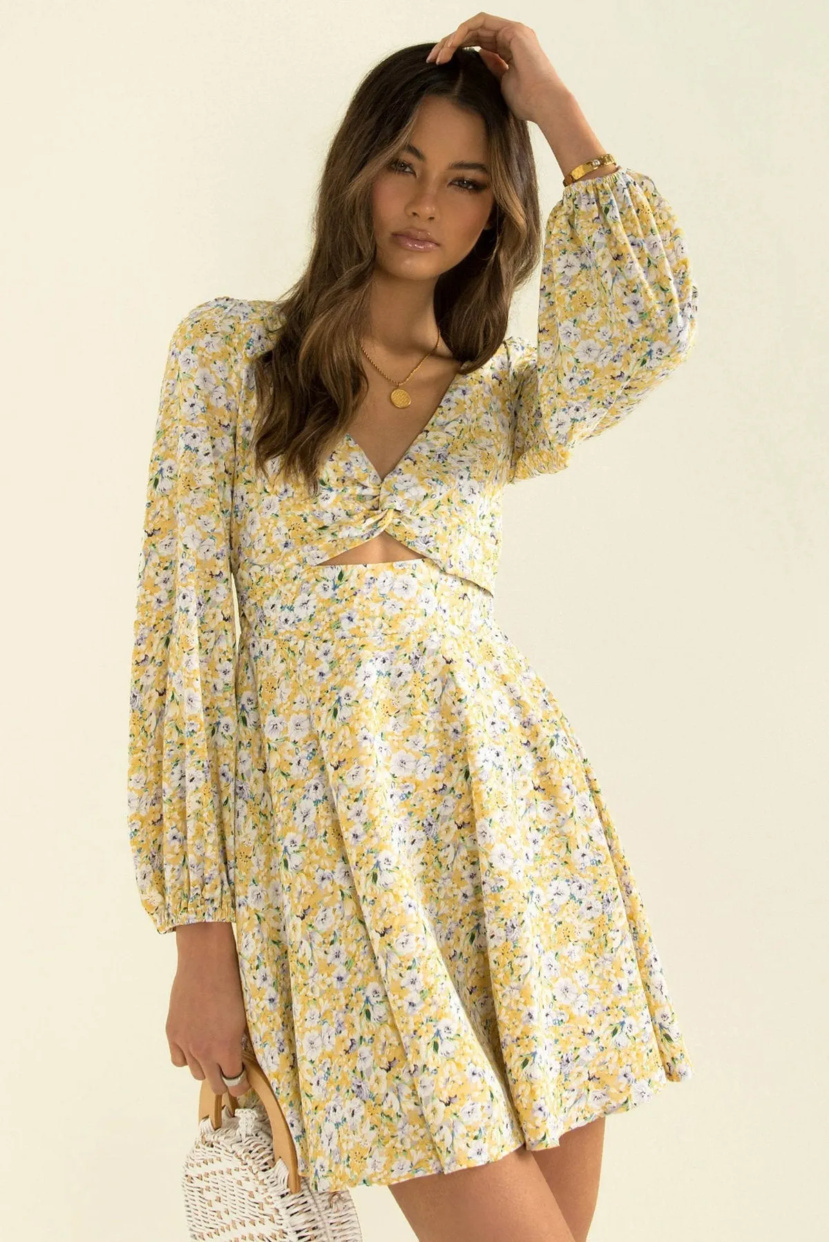 Sexy Causal Long Sleeves V Neck Short Dresses