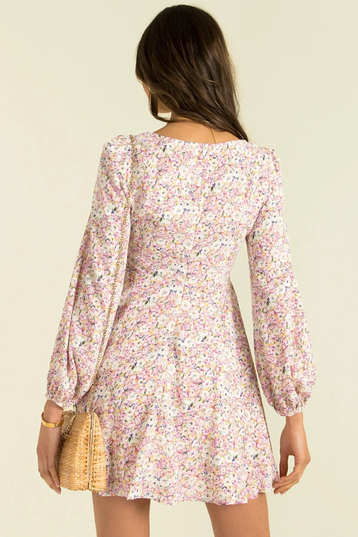 Sexy Causal Long Sleeves V Neck Short Dresses