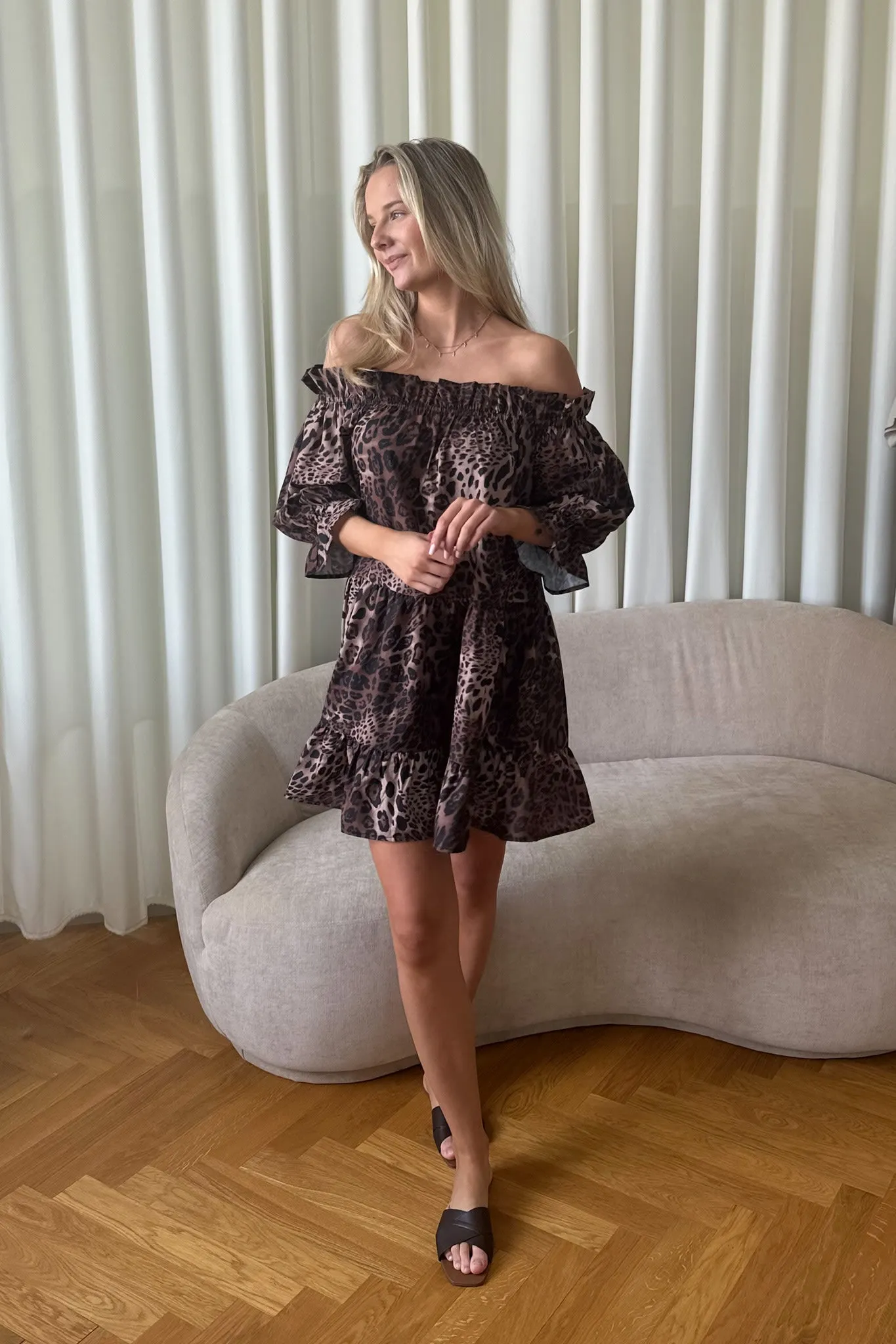 SigridIC Kjole - Leo Print