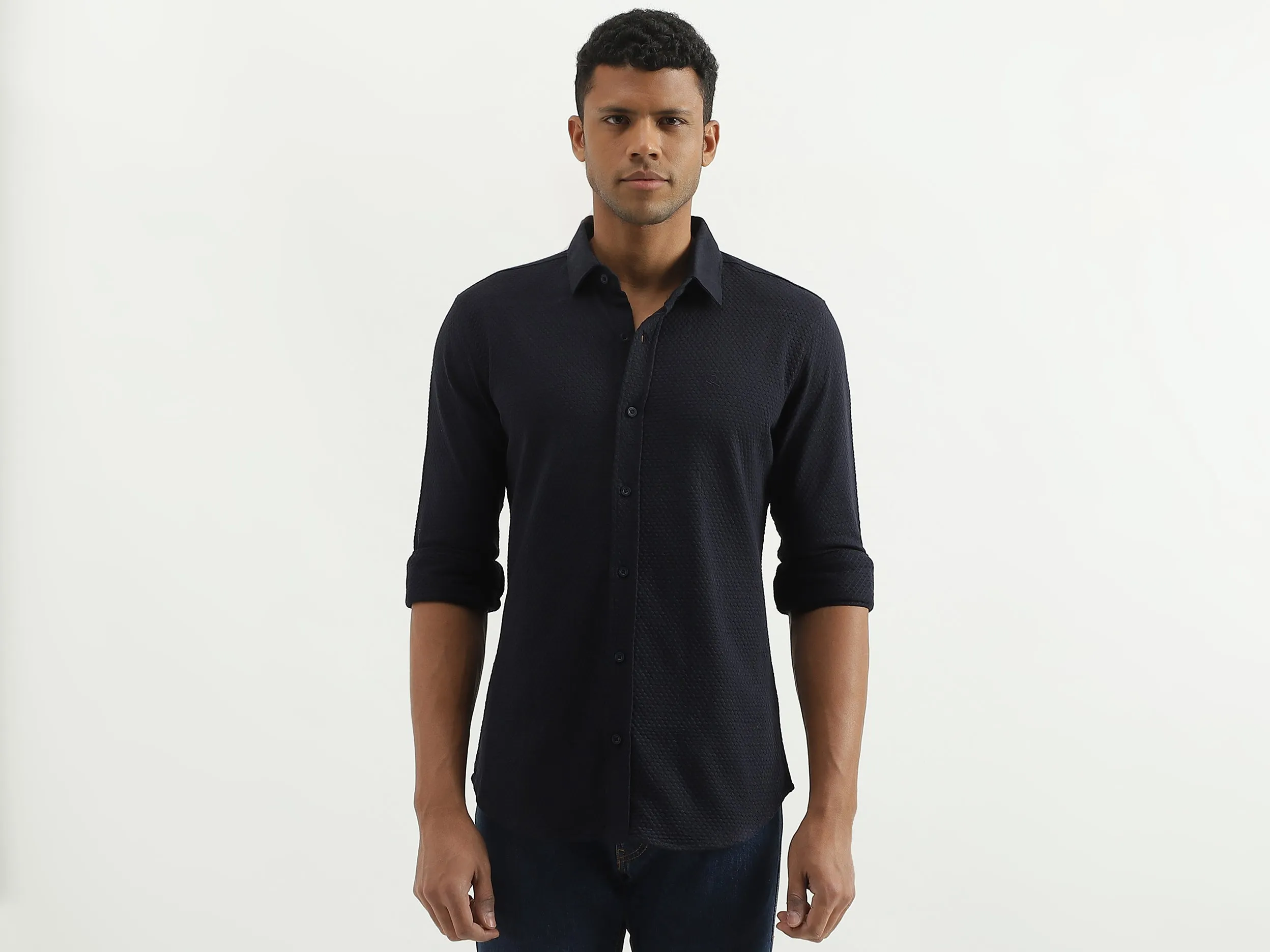 Slim Fit Spread Collar Patterned Shirt
