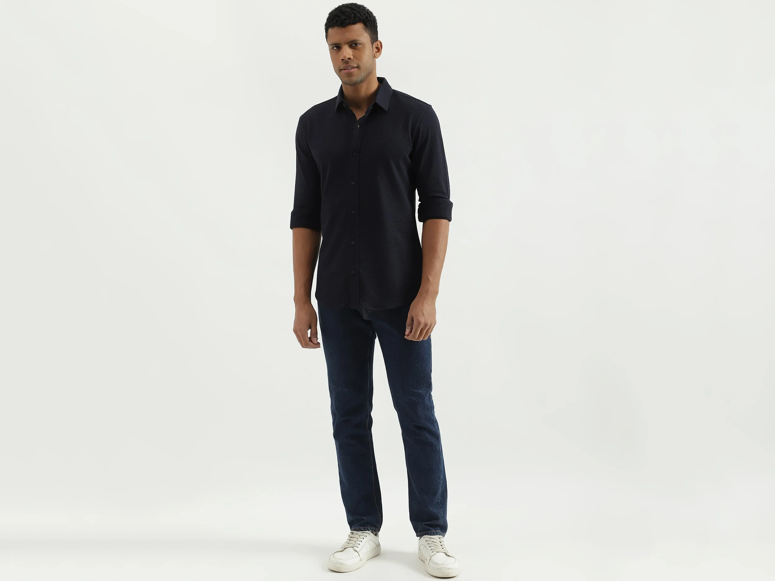Slim Fit Spread Collar Patterned Shirt