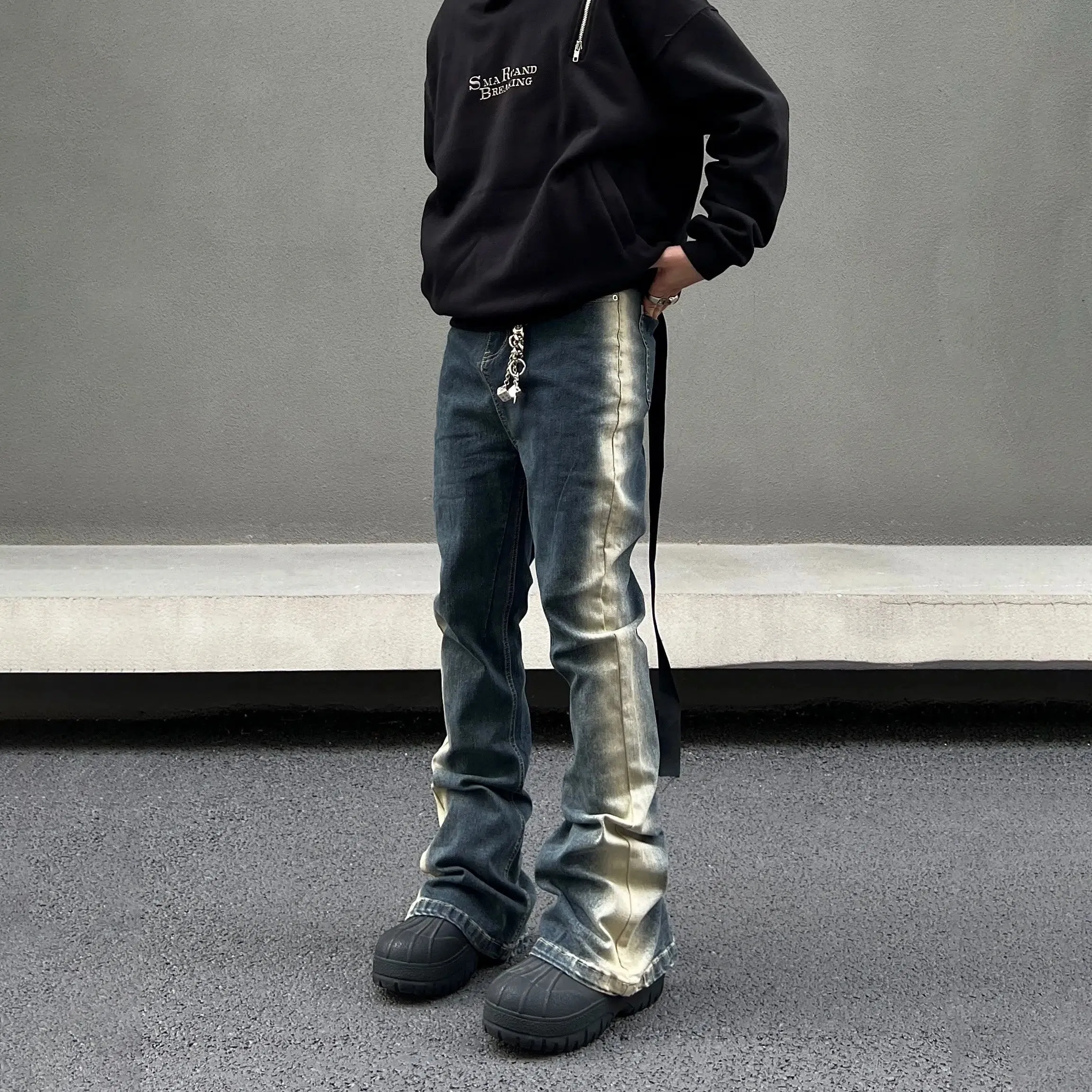 Slim Fit Washed Jeans