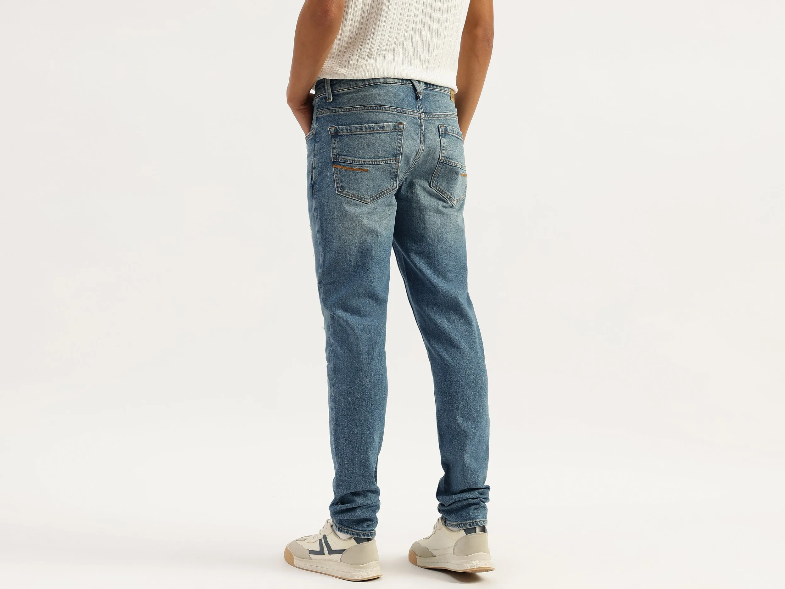 Solid Skinny Fit Light Wash Jeans