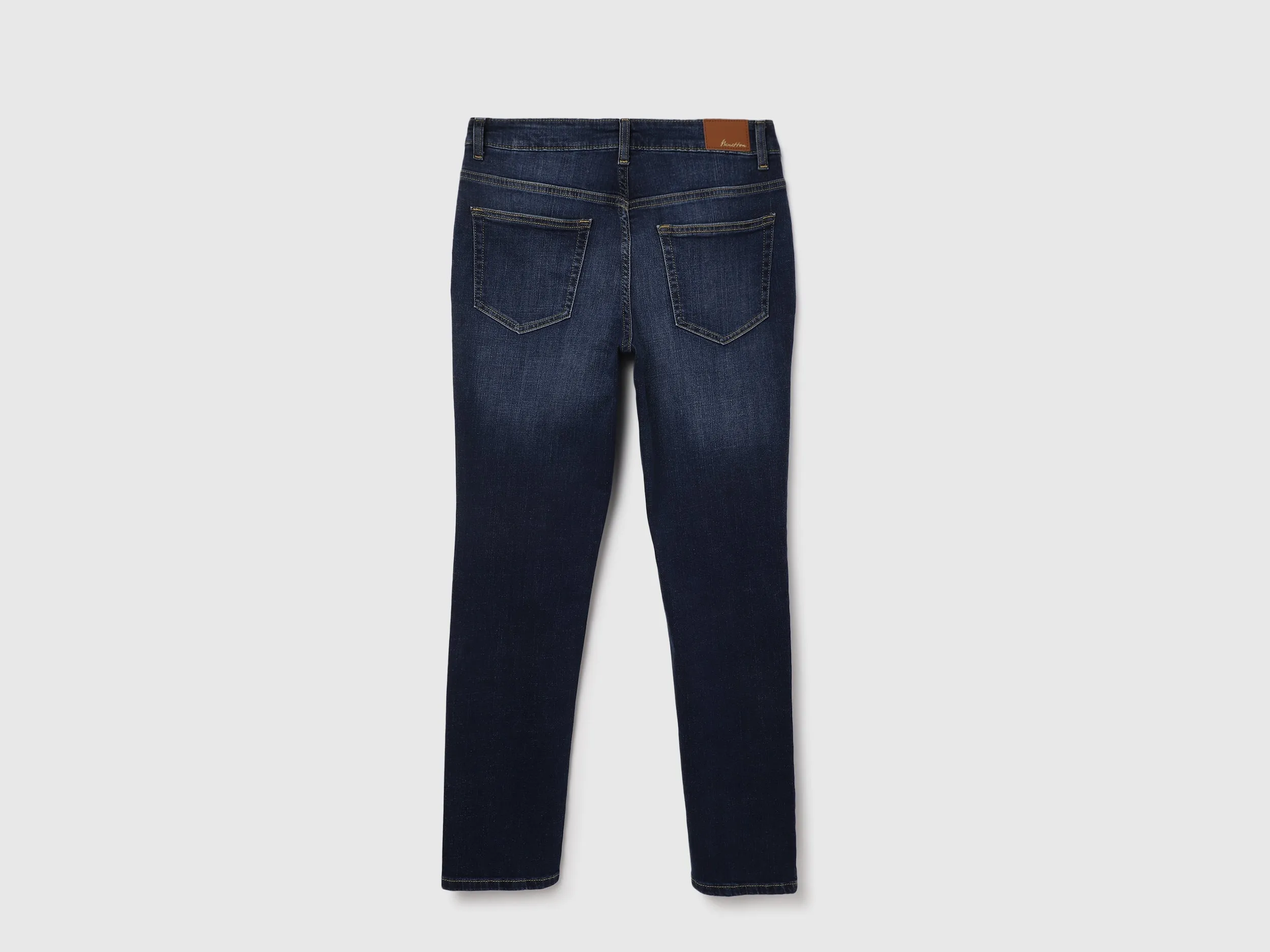 Solid Slim Fit Jeans