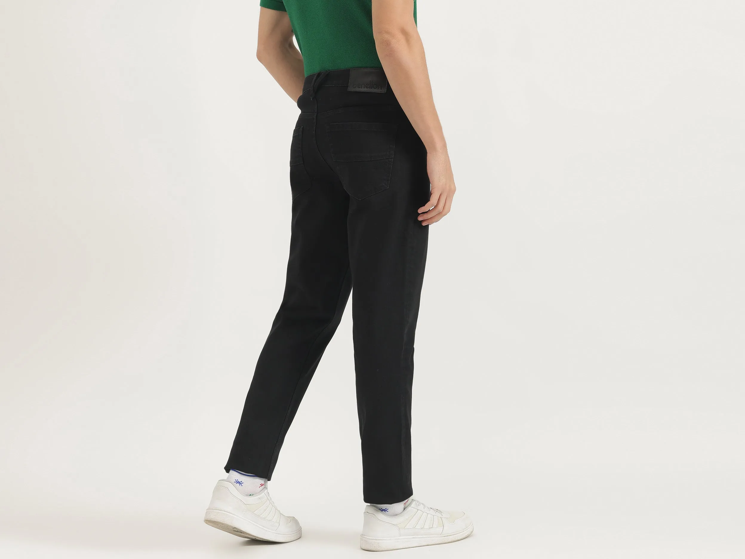Solid Slim Fit Jeans