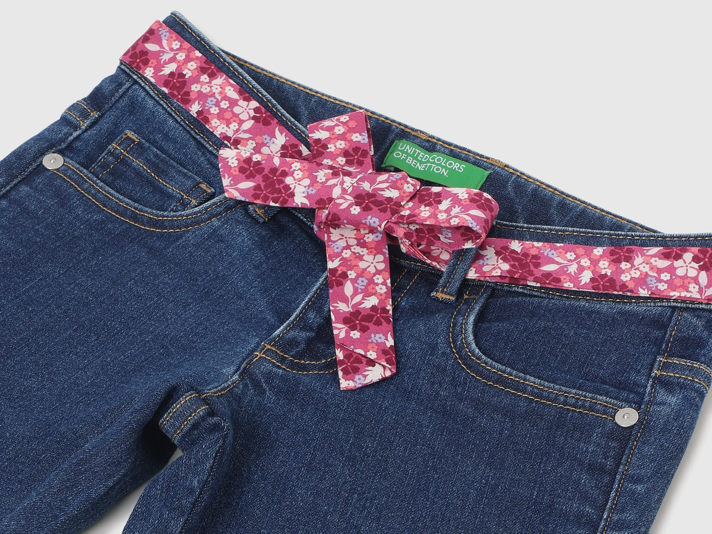Solid Slim Fit Jeans
