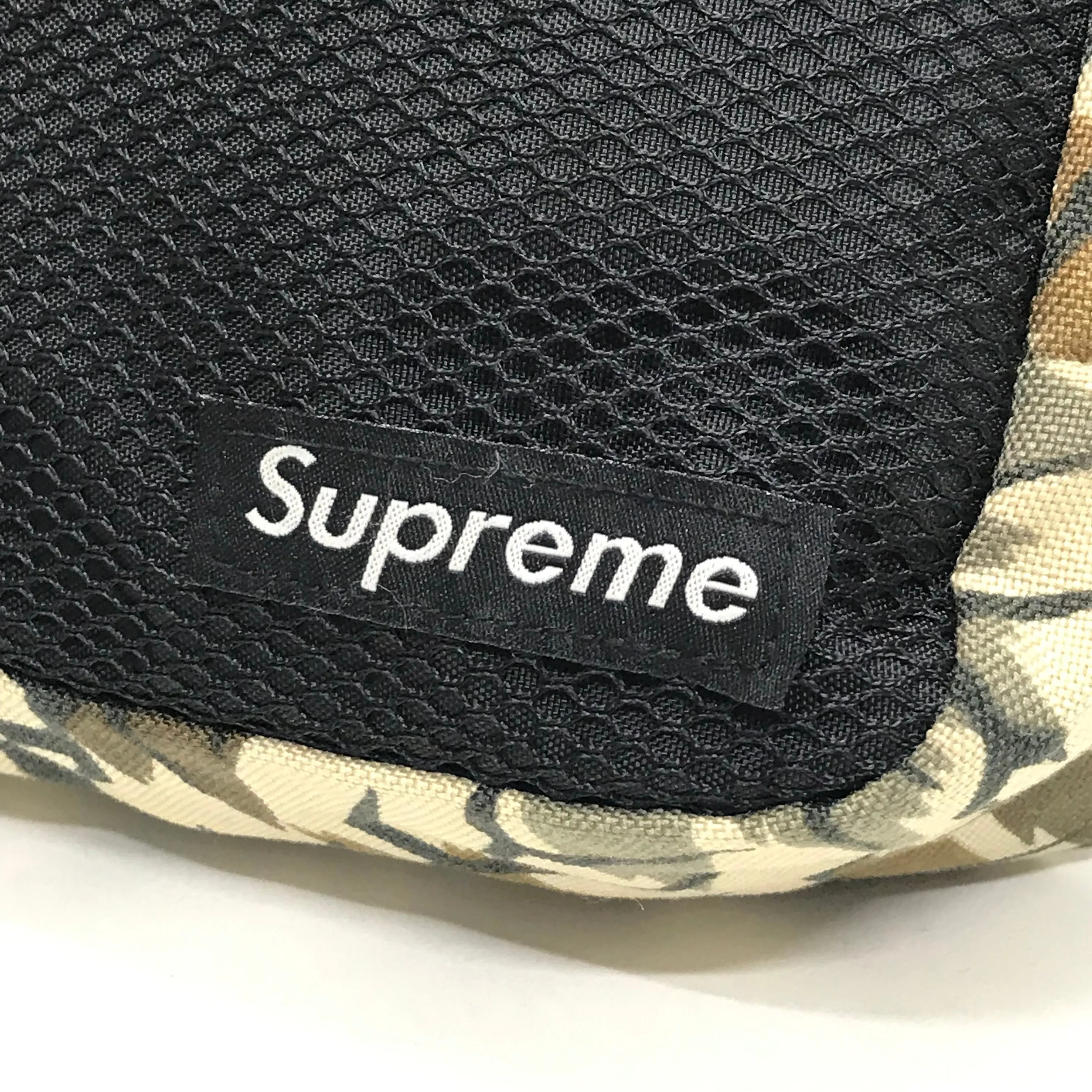 Supreme Vintage Predator Camo Waist Bag
