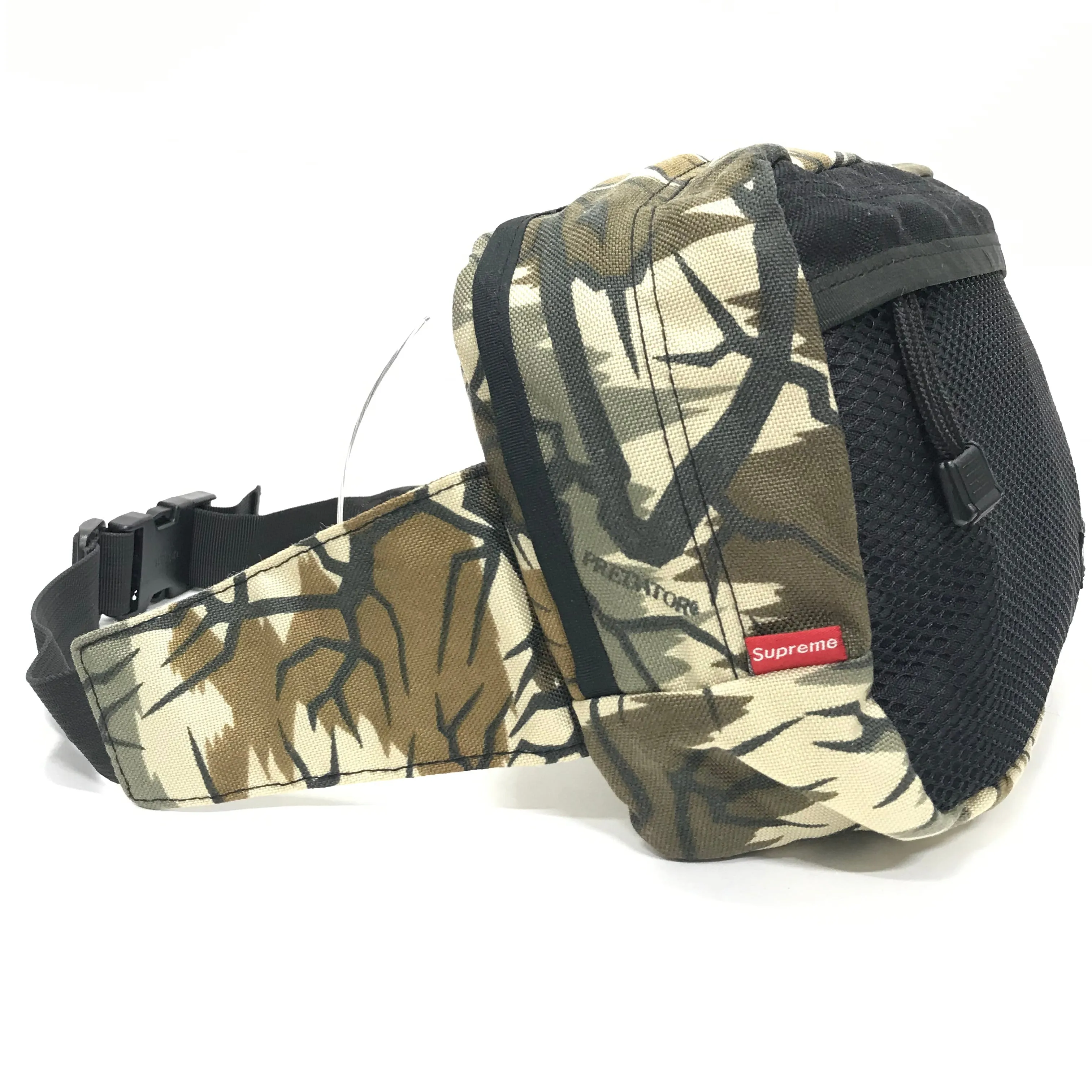 Supreme Vintage Predator Camo Waist Bag