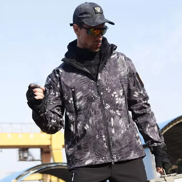 Taktisch und Technisch: Wasserdicht & Winddicht Herrenjacke