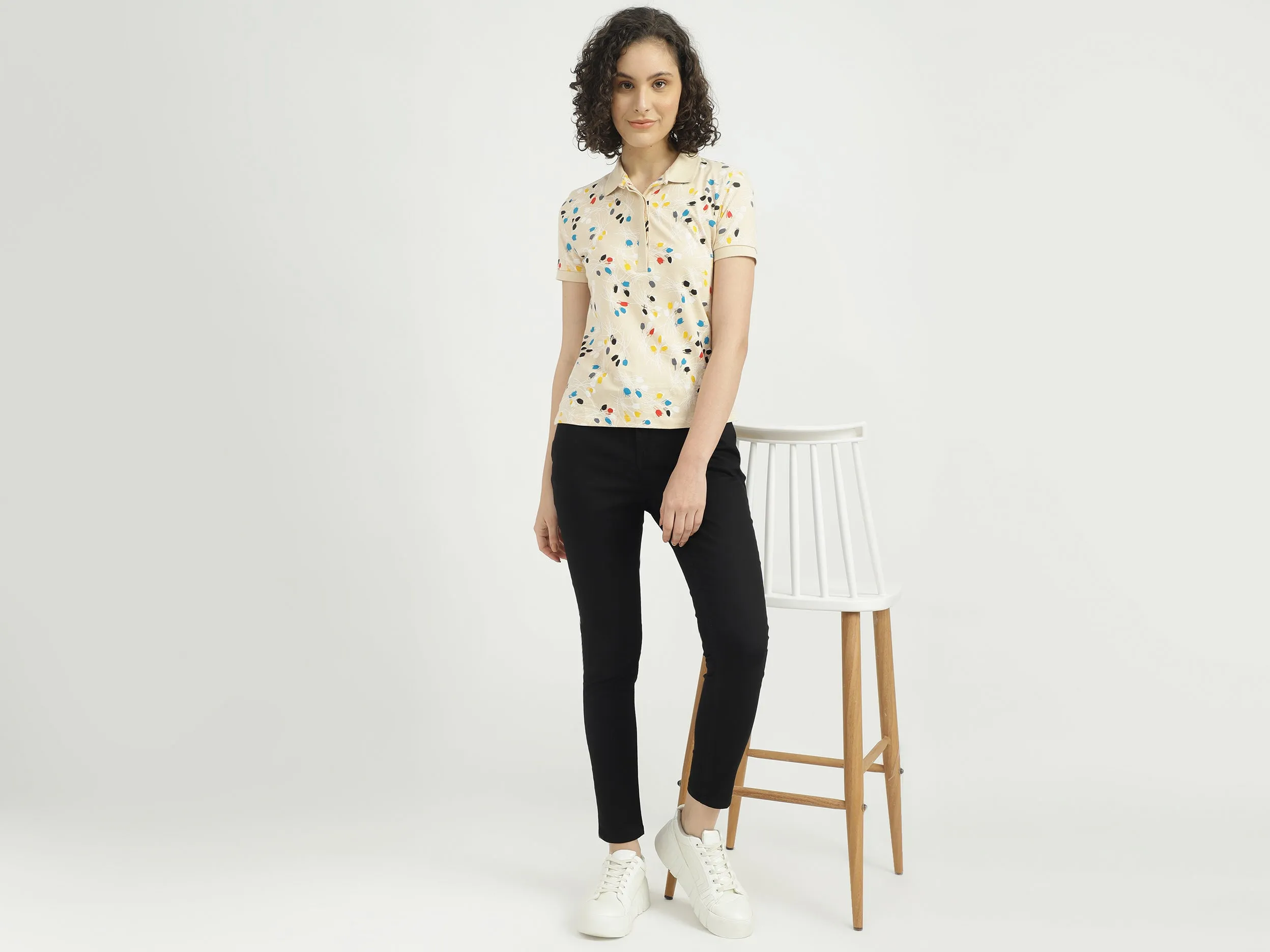 Women Solid Skinny Fit Jeans