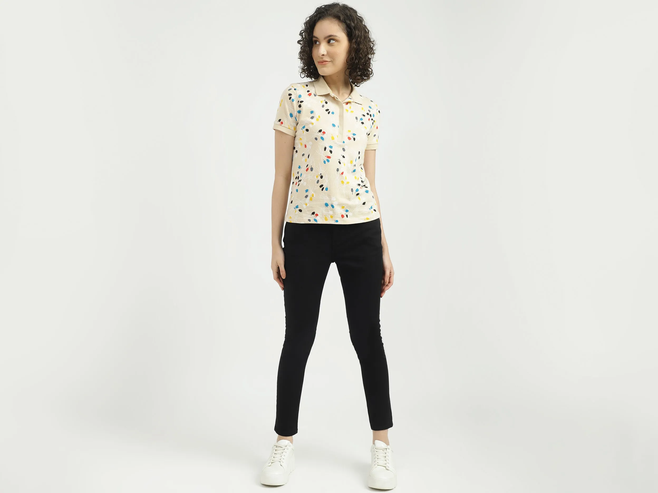 Women Solid Skinny Fit Jeans