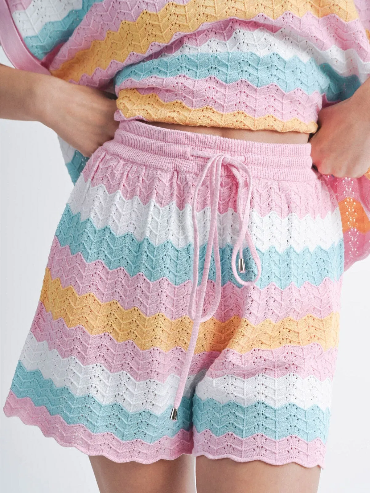 WOMEN'S SHORT SLEEVE TOP & ELASTIC WAIST SHORTS COLORBLOCK KNIT 2PC SET