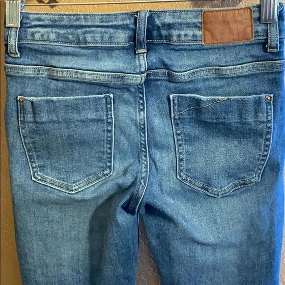 Zara Skinny Distressed Jeans Size 2