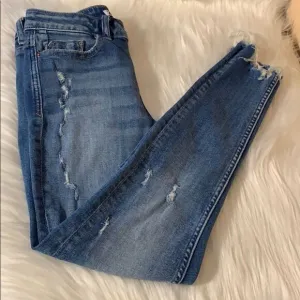 Zara Skinny Distressed Jeans Size 2